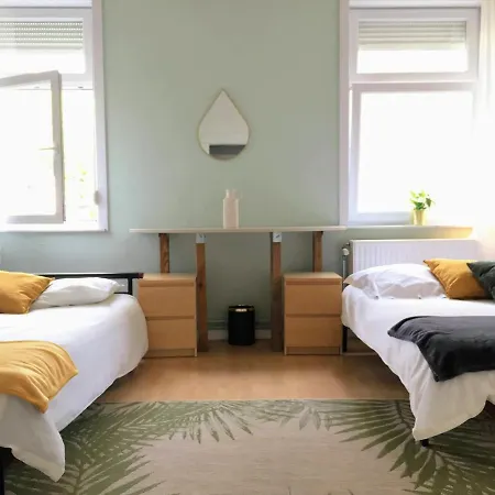Guest house Wallonie Beds, 14min De Aeroport Charleroi, 37min De Bruxelles *